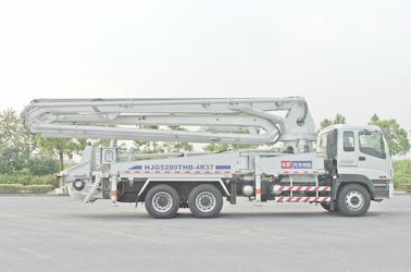 6x4 Mobile Concrete Pump Truck with Germany Rexroth Hydraulic System 37m 360HP